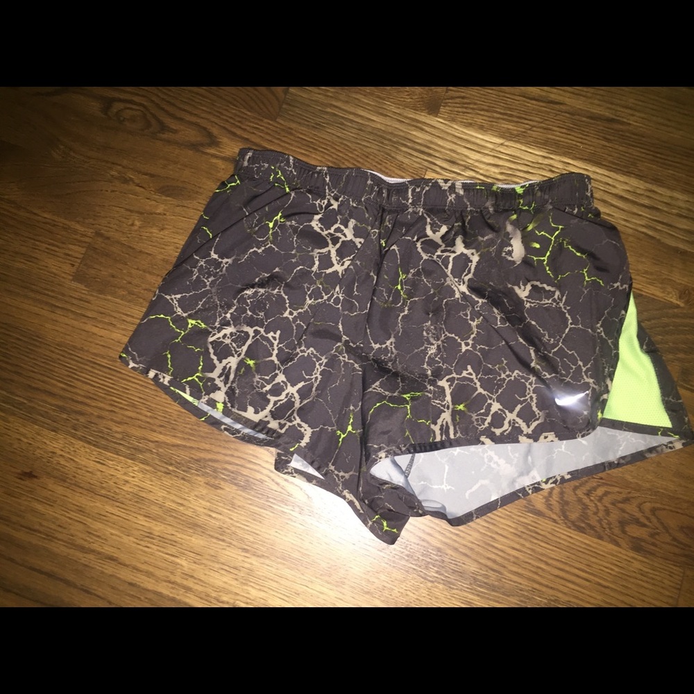 Women’s Nike short